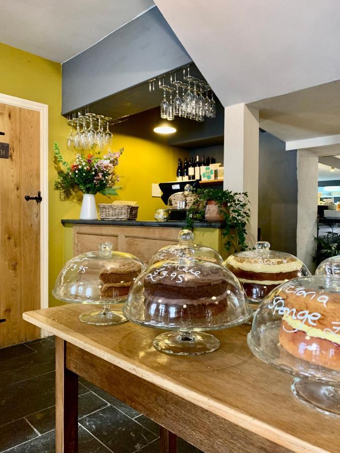 Blas At Fronlas Cafe - The Heart Of Newport Newport  Exteriör bild